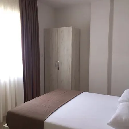 Daire Center Velipojë