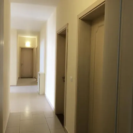 Apartment Velipoja Apartments *
