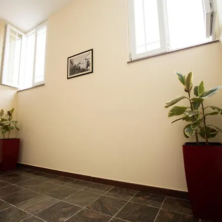 Apartment Velipoja Apartments *