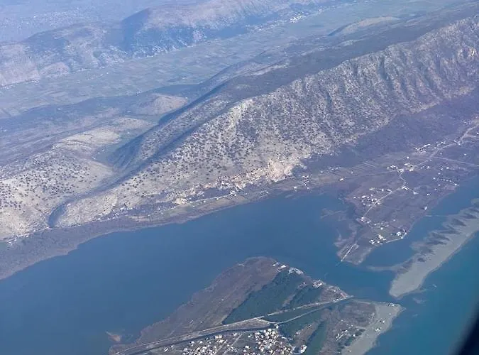 Center Apartament Velipojë